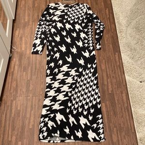 Asos design Maxi dress .SZ 6